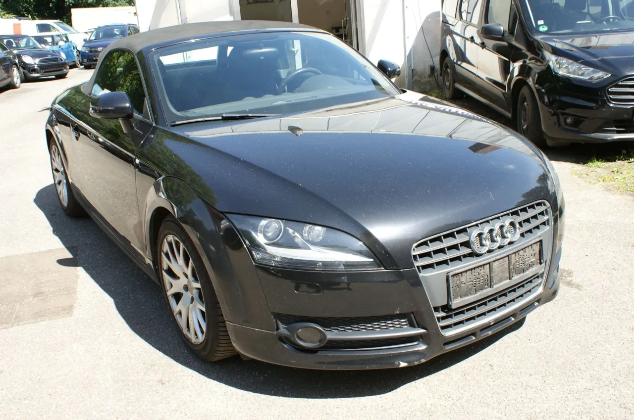 Audi TT Coupe / Roadster 2.0 TSFI Roadster